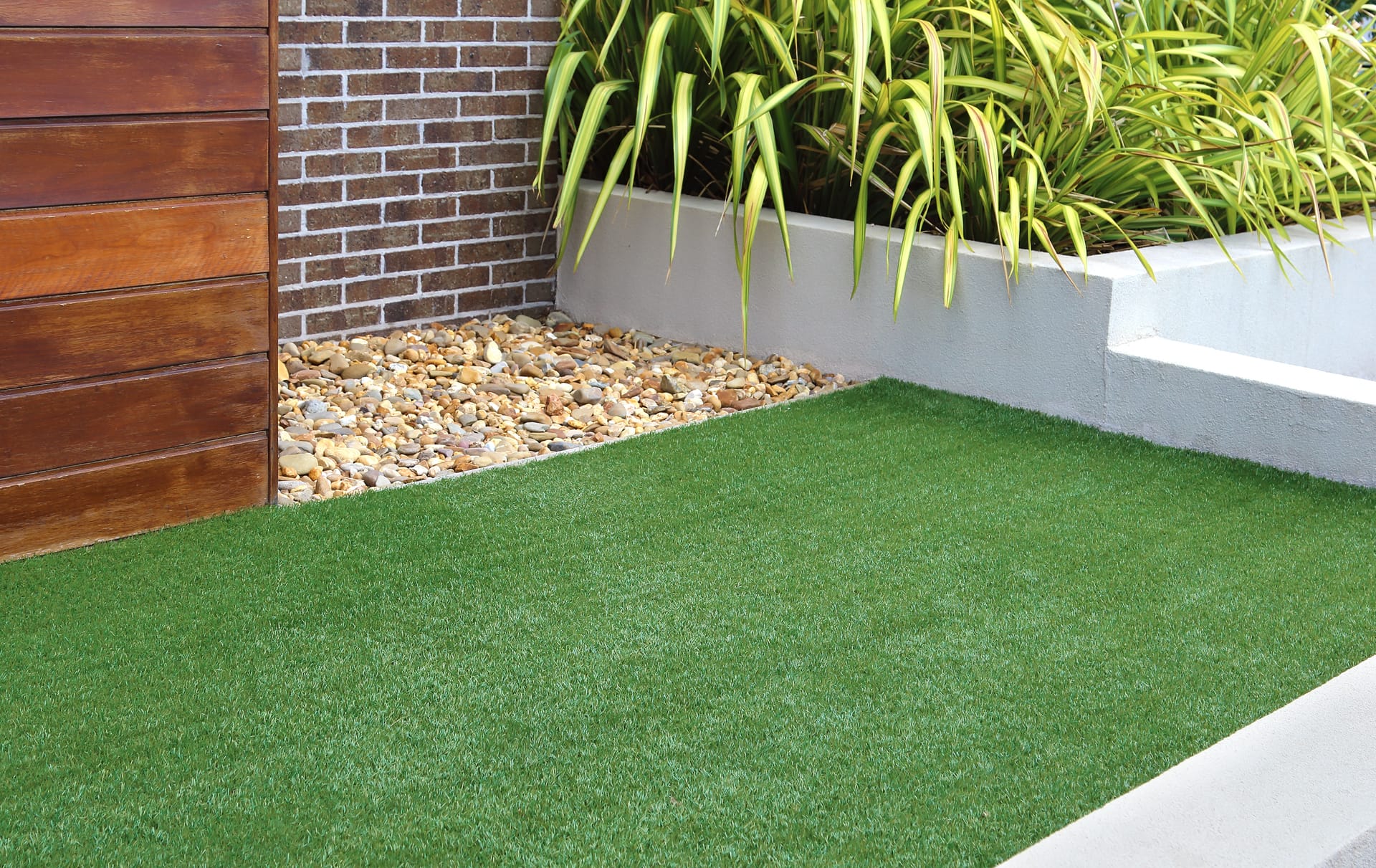 Artificial Grass by Trade Safe Paving
