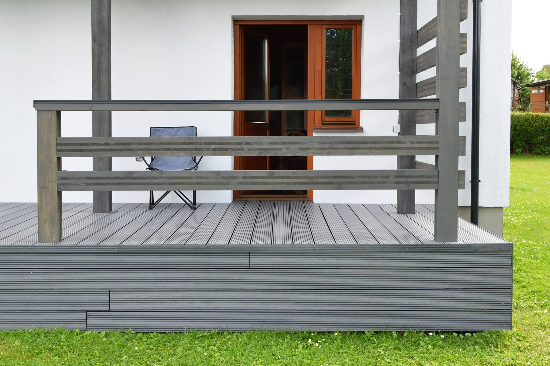 Composite Decking by Trade Safe Paving
